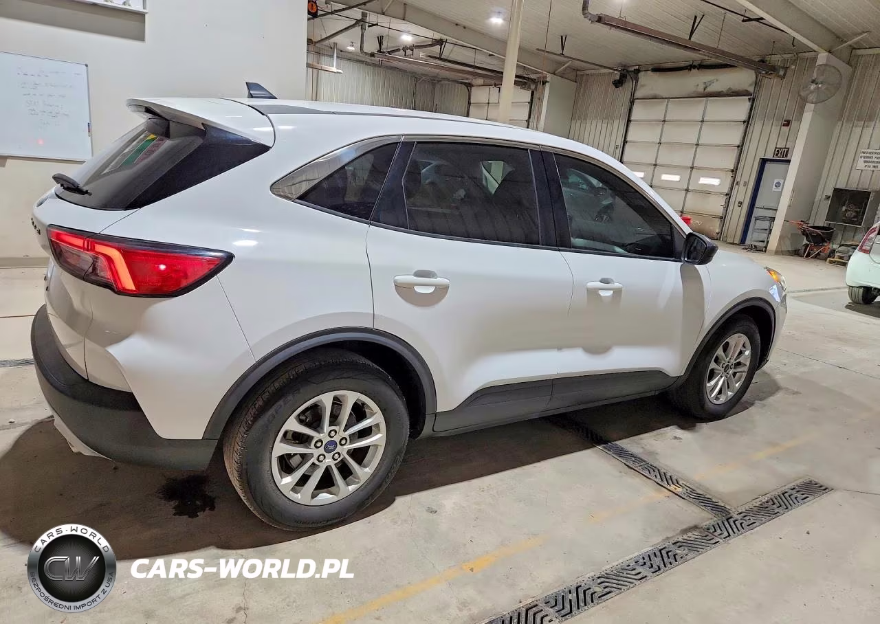 2022 Ford Escape Se VIN:1FMCU0G65NUB08458 - 3