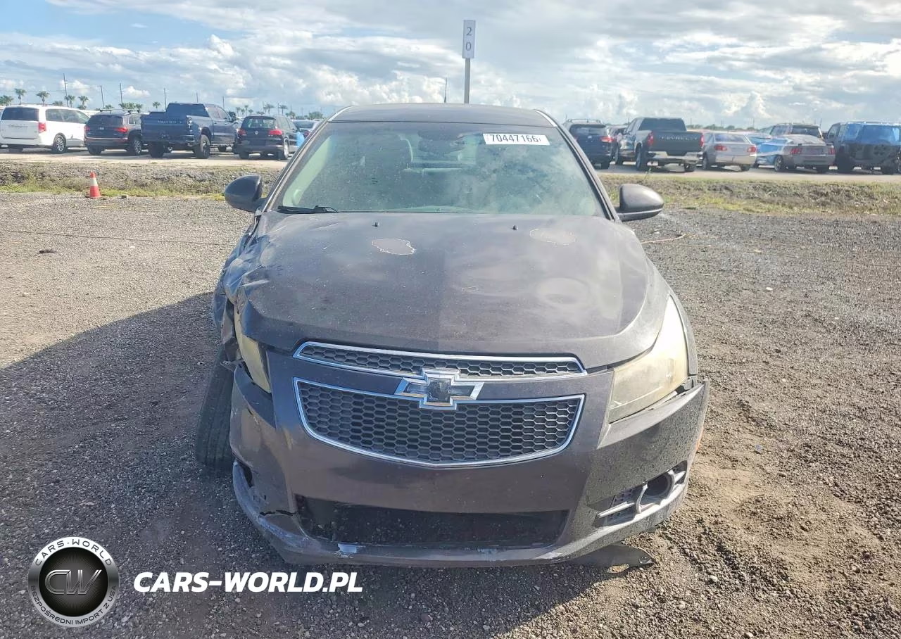 2014 Chevrolet Cruze Lt VIN:1G1PC5SB0E7245132 - 5