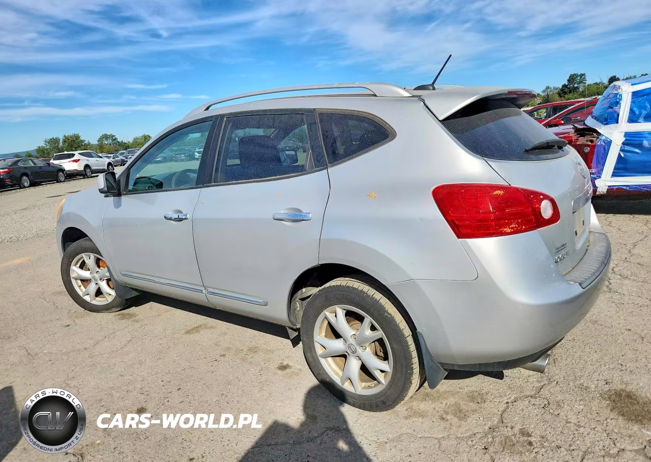 2011 Nissan Rogue S VIN:JN8AS5MV8BW670112 - 2