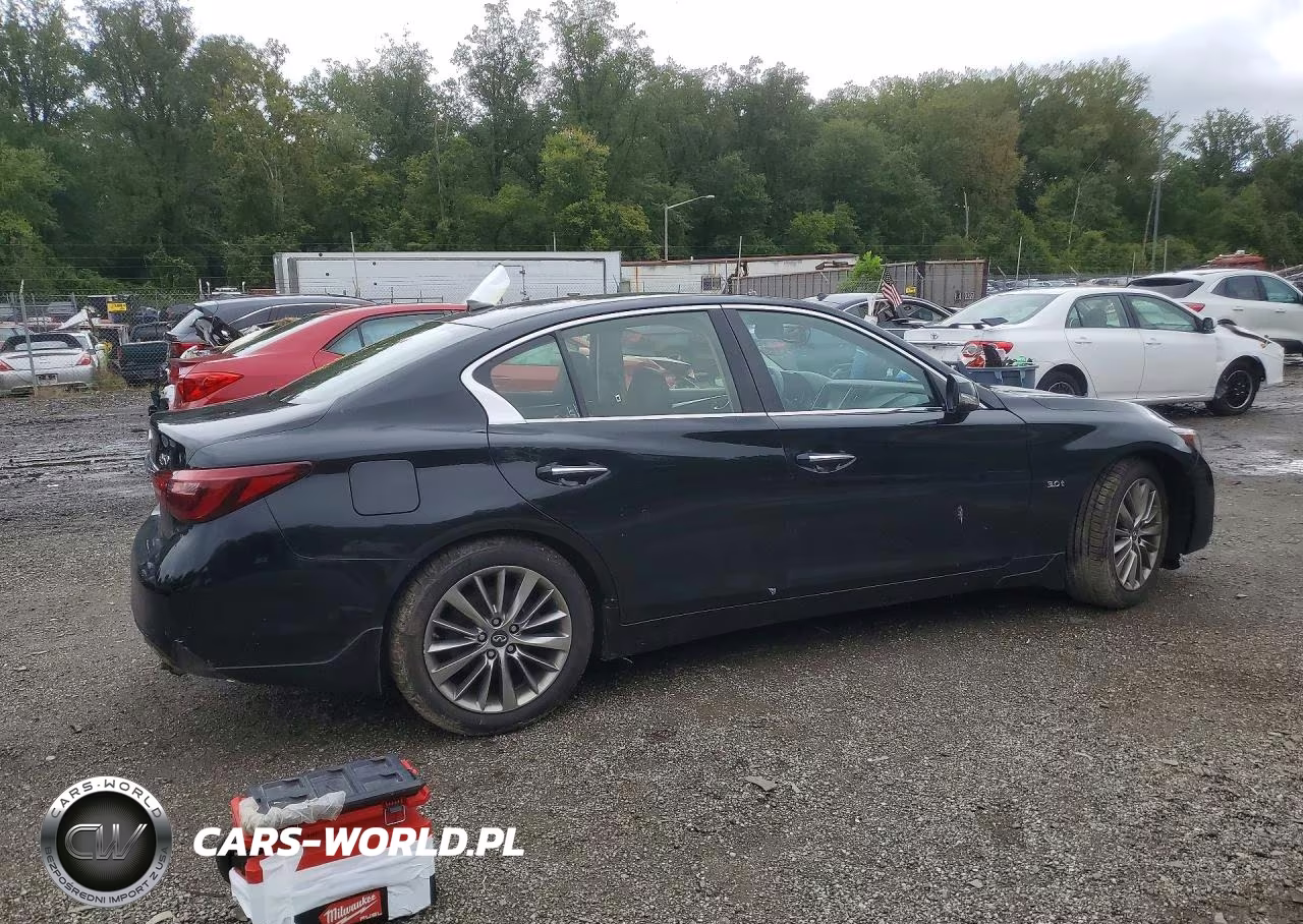 2018 Infiniti Q50 3.0T Luxe VIN:JN1EV7AP8JM350985 - 3