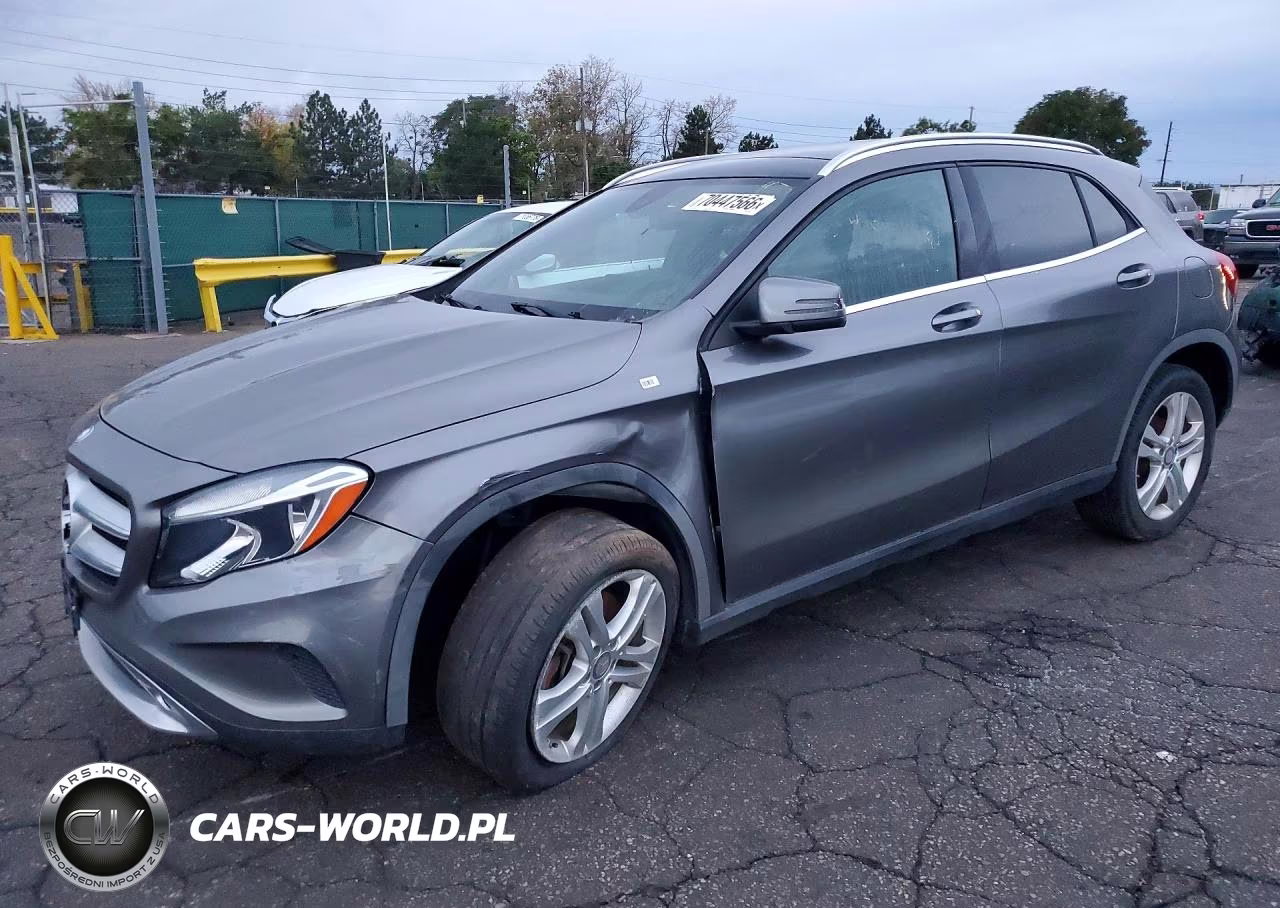 2017 Mercedes-Benz Gla 250 4Matic – zdjęcie 1 z 13