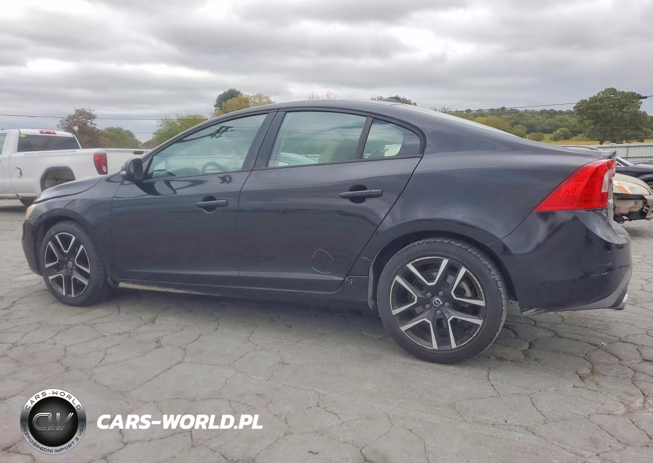 2017 Volvo S60 VIN:YV126MFL4H2423674 - 2