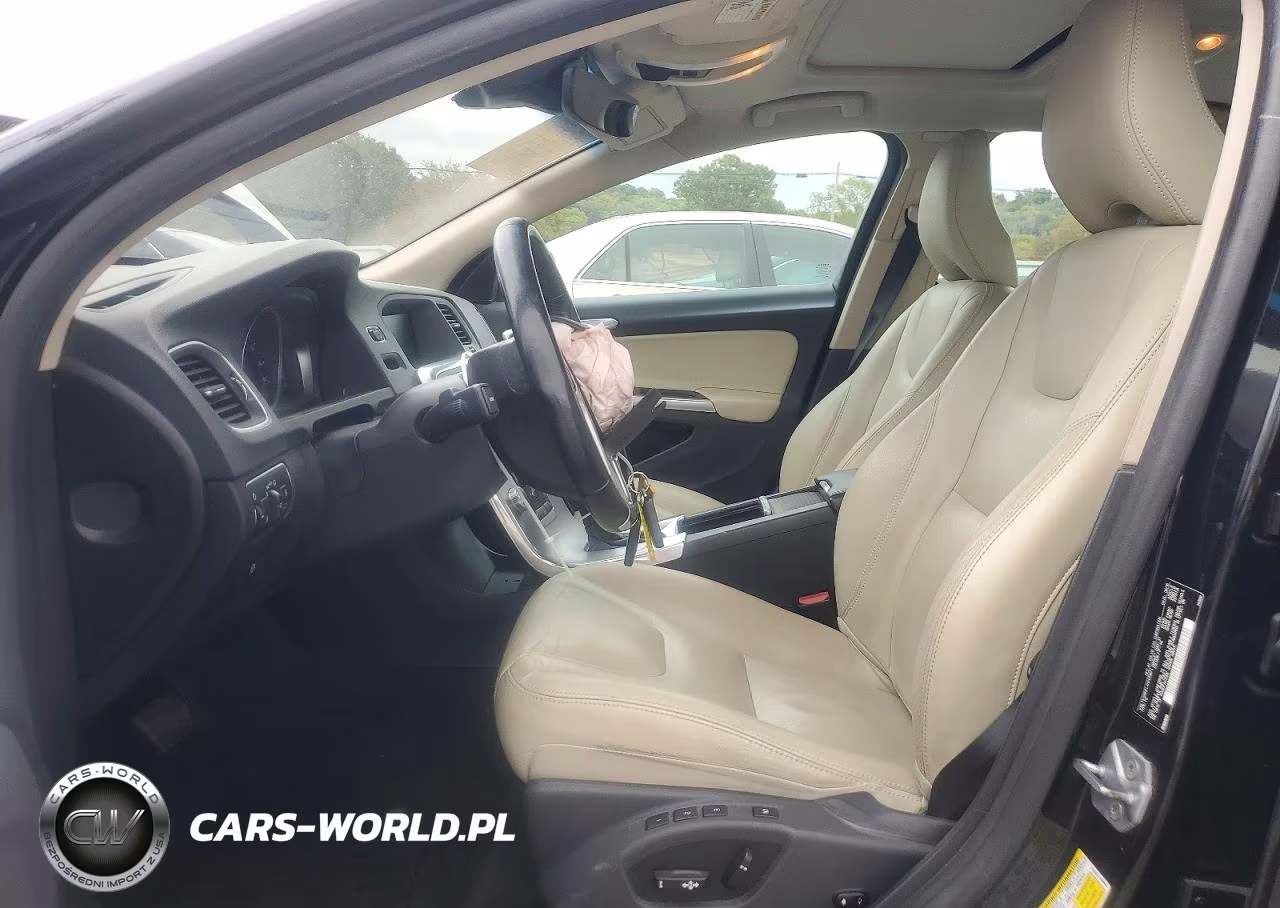2017 Volvo S60 VIN:YV126MFL4H2423674 - 7