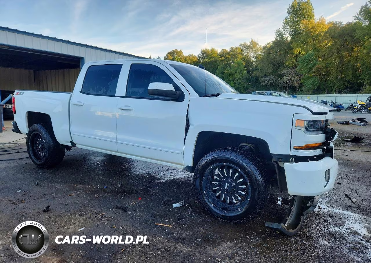 2018 Chevrolet Silverado K1500 Lt VIN:3GCUKREC0JG352690 - 4