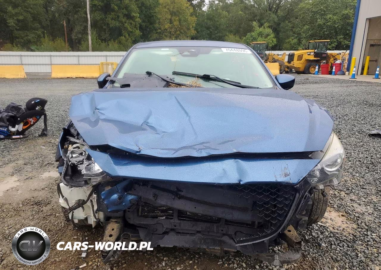 2018 Mazda 3 Sport VIN:3MZBN1K70JM206764 - 5