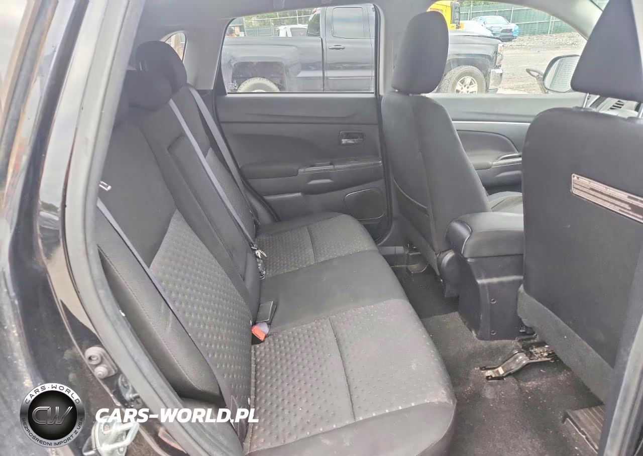 2011 Mitsubishi Outlander Sport Se VIN:JA4AR4AU5BZ015251 - 11