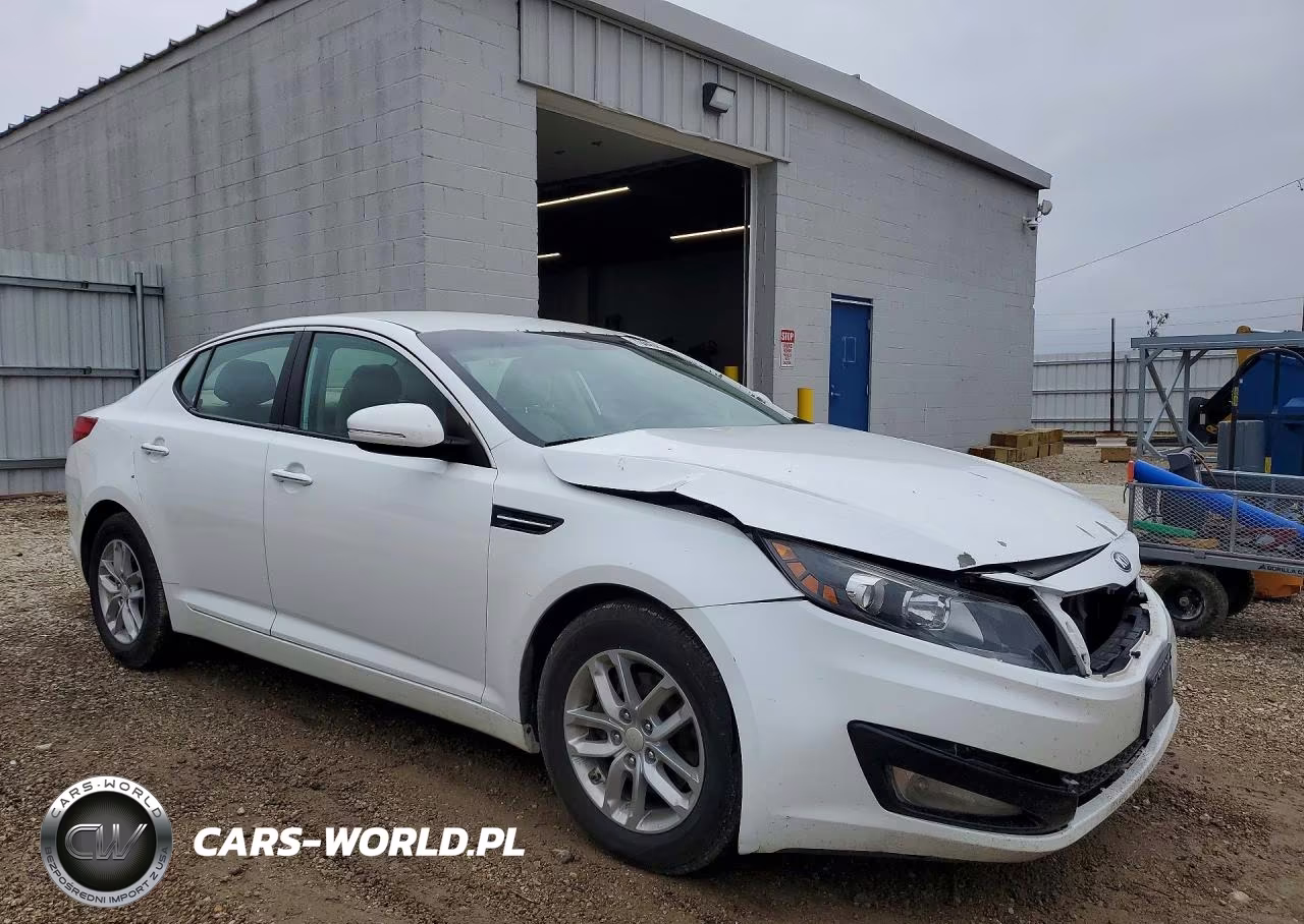 2013 Kia Optima Lx VIN:5XXGM4A74DG097178 - 4
