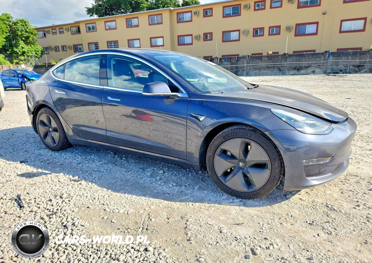 2018 Tesla Model 3 VIN:5YJ3E1EA5JF041538 - 4