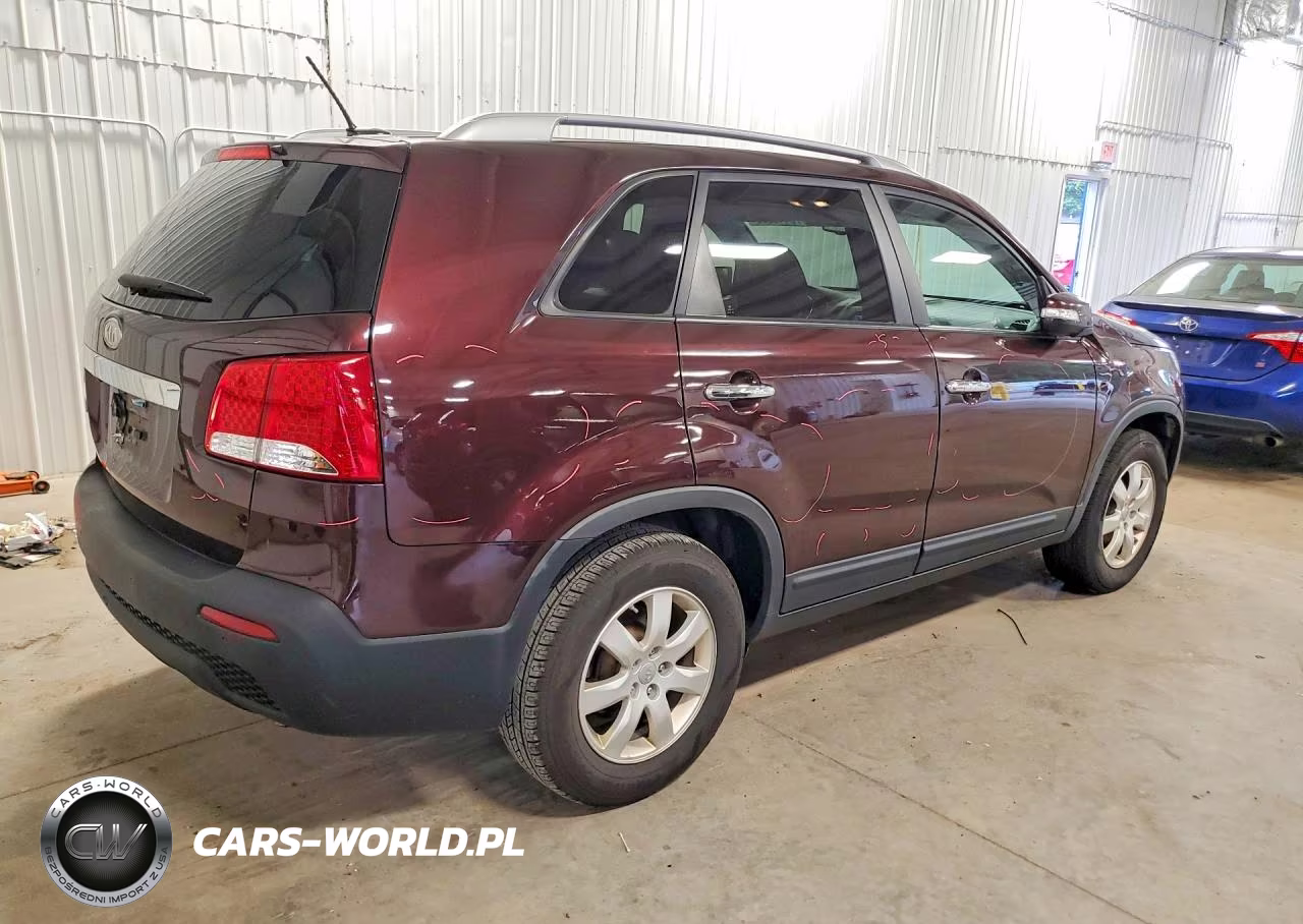 2013 Kia Sorento Lx VIN:5XYKT3A64DG397264 - 3