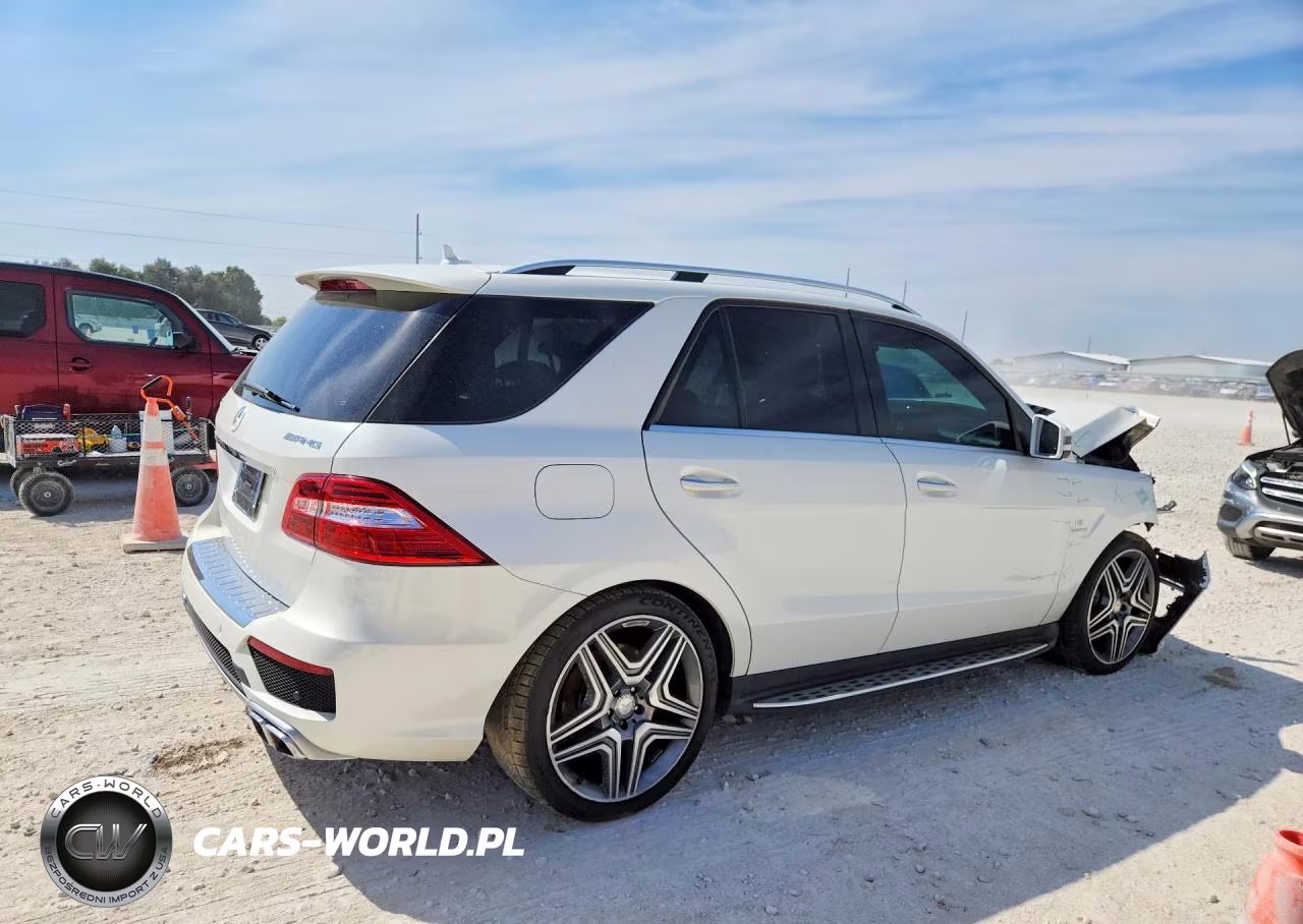 2015 Mercedes-Benz Ml 63 Amg VIN:4JGDA7EB4FA551208 - 3