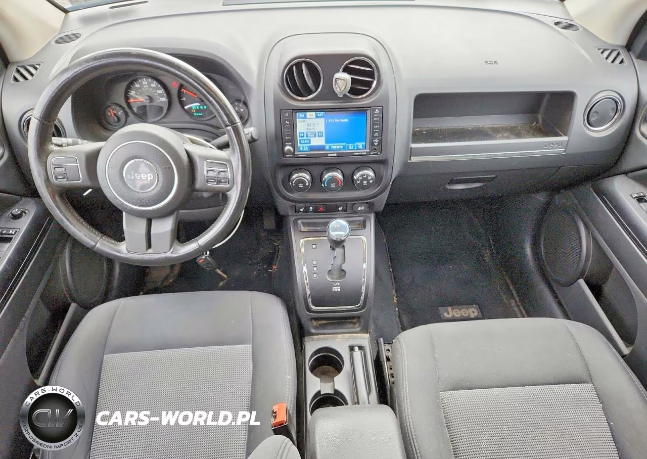 2012 Jeep Compass Latitude VIN:1C4NJDEB5CD514346 - 8