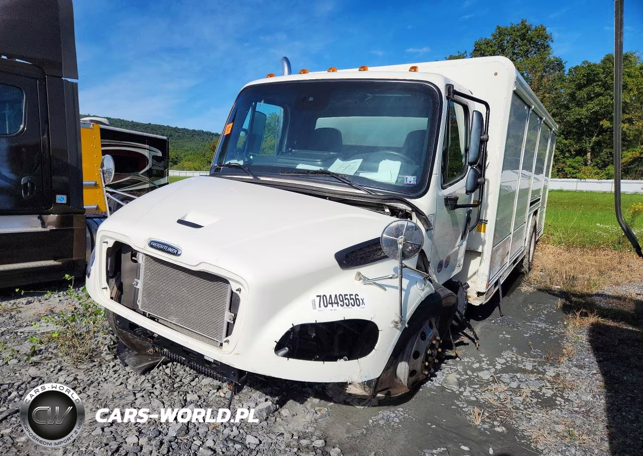 2025 Freightliner Business Class M2 Box Truck