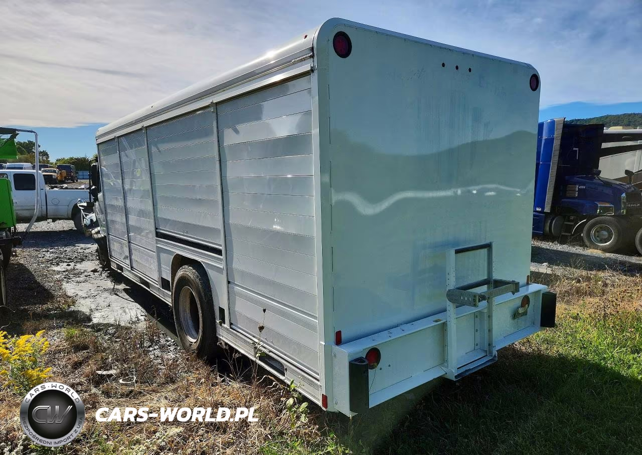 2025 Freightliner Business Class M2 Box Truck VIN:1FVACWFCXSHVV1836 - 2