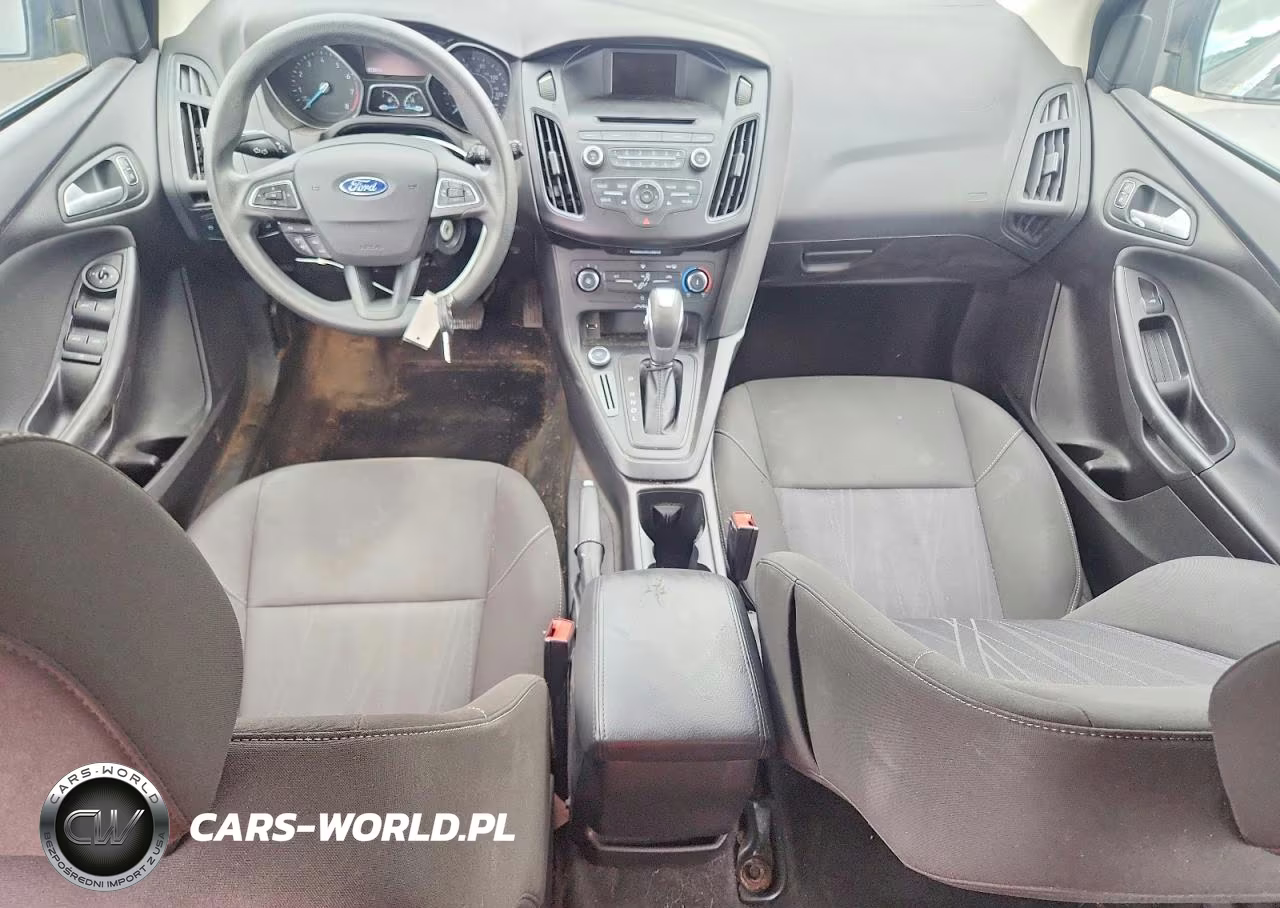 2015 Ford Focus Se VIN:1FADP3K27FL252063 - 8