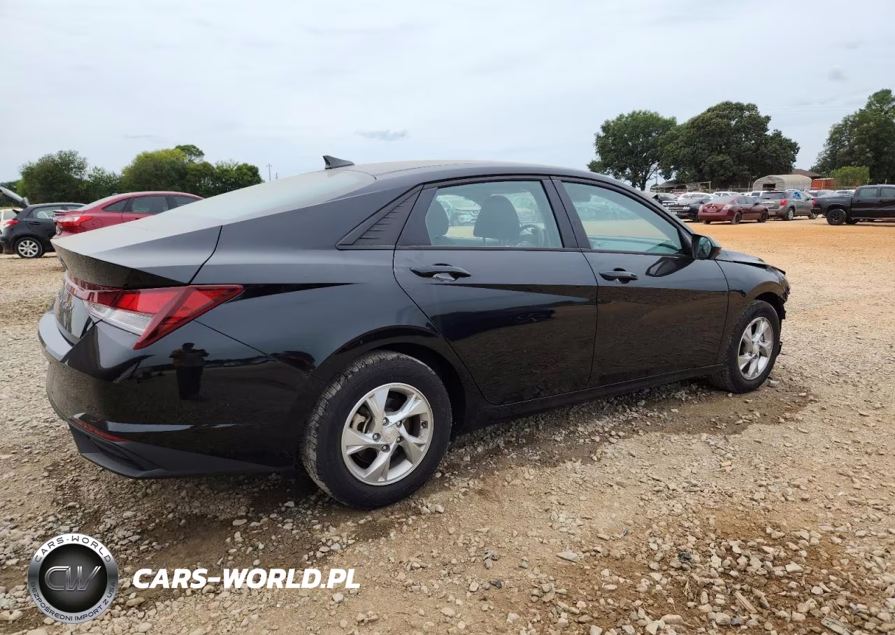 2023 Hyundai Elantra Se VIN:KMHLL4AG6PU442349 - 3