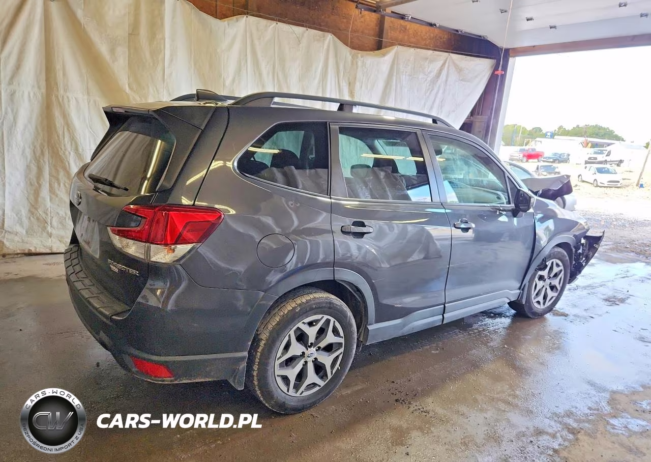 2021 Subaru Forester Premium VIN:JF2SKAJC3MH480349 - 3