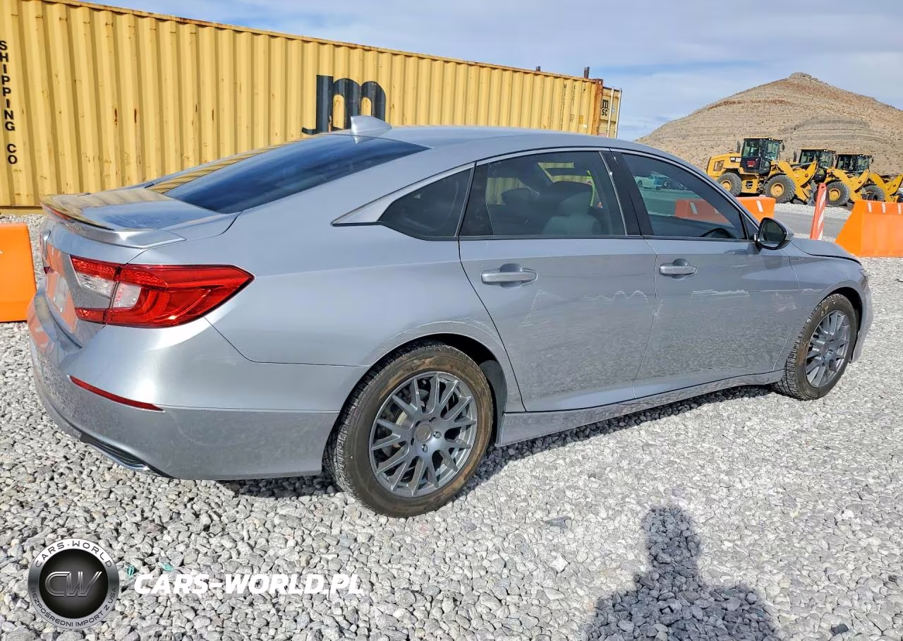 2018 Honda Accord Lx VIN:1HGCV1F17JA235884 - 3