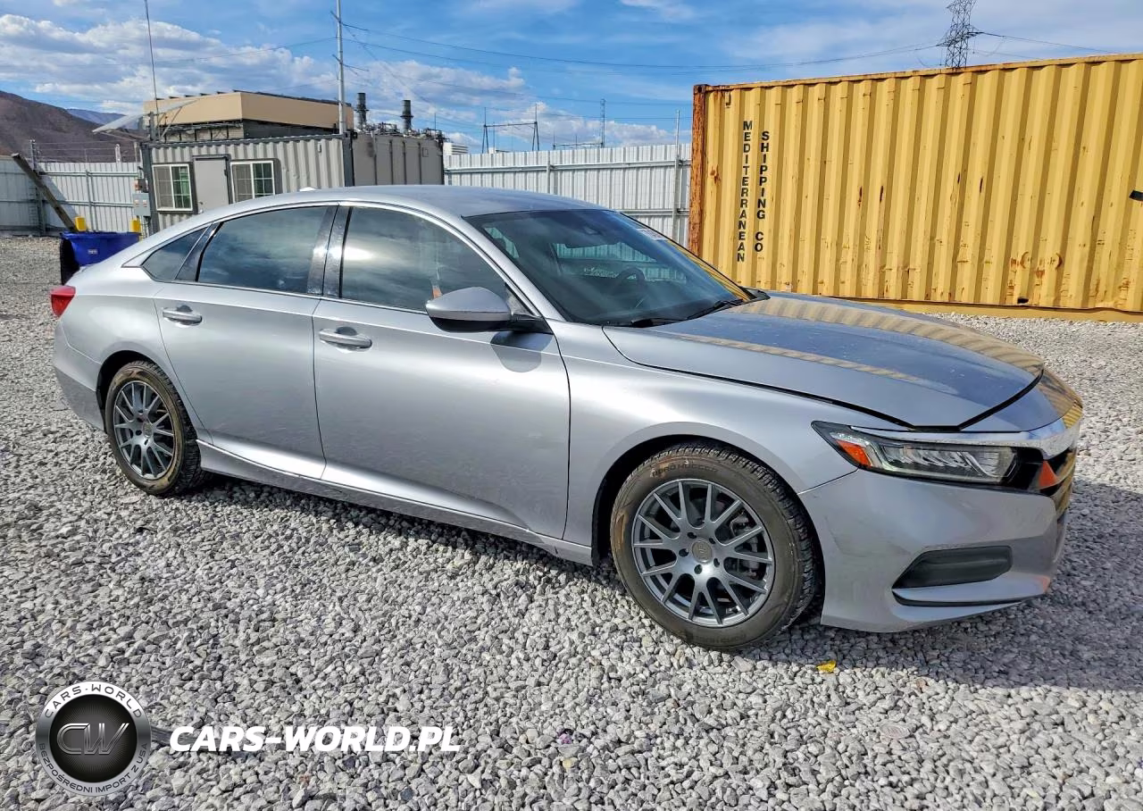 2018 Honda Accord Lx VIN:1HGCV1F17JA235884 - 4
