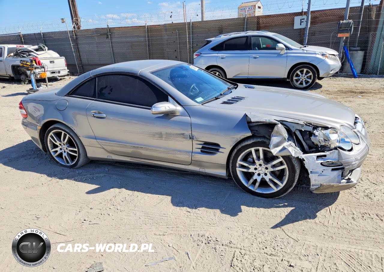 2007 Mercedes-Benz Sl 550 VIN:WDBSK71F67F117893 - 4