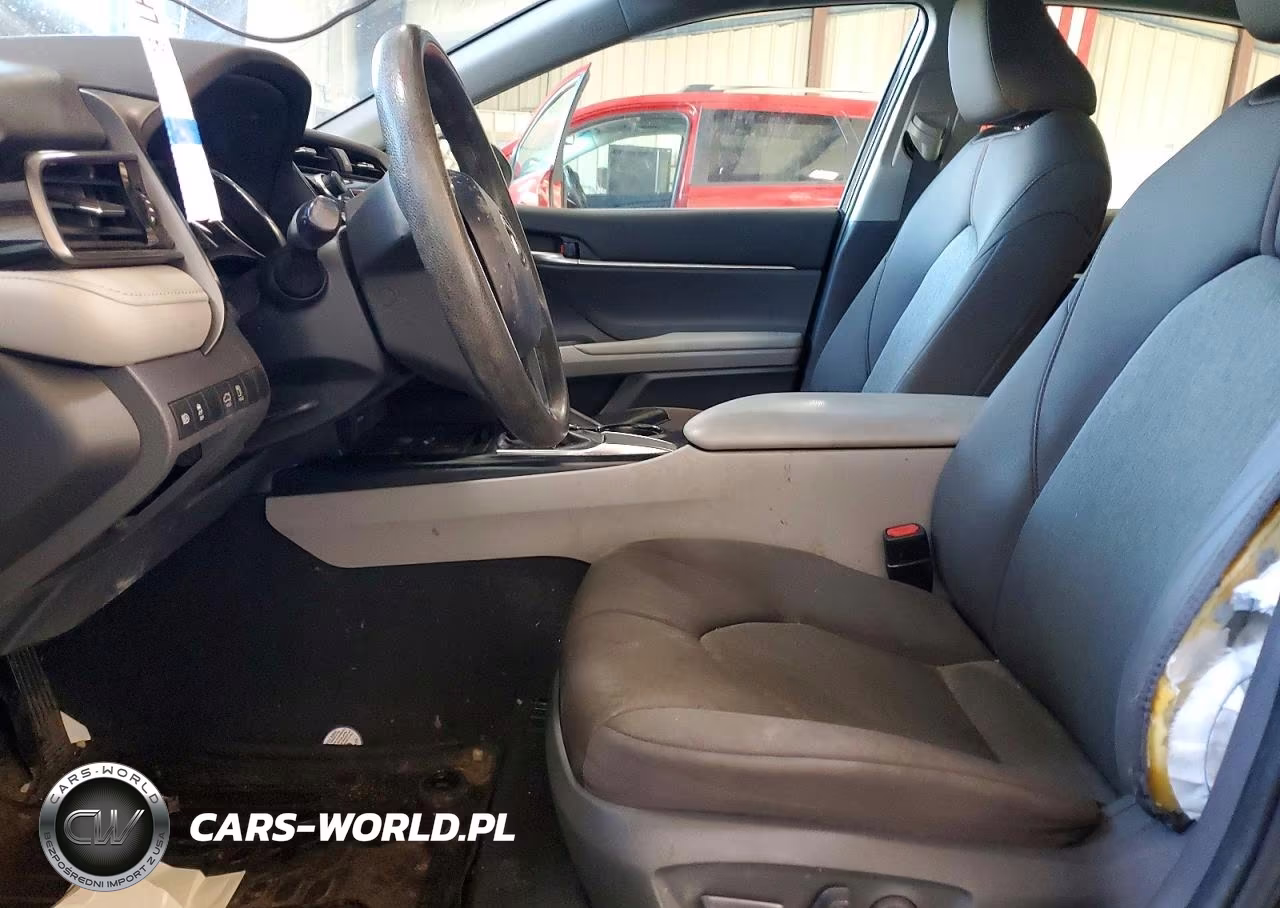 2019 Toyota Camry Le VIN:4T1B11HK8KU270439 - 7