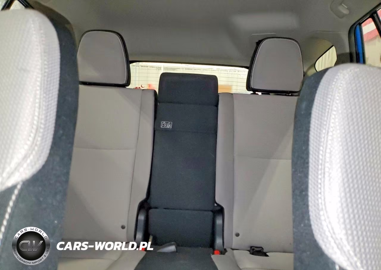 2016 Toyota Rav4 Hv Xle VIN:JTMRJREV9GD023745 - 10
