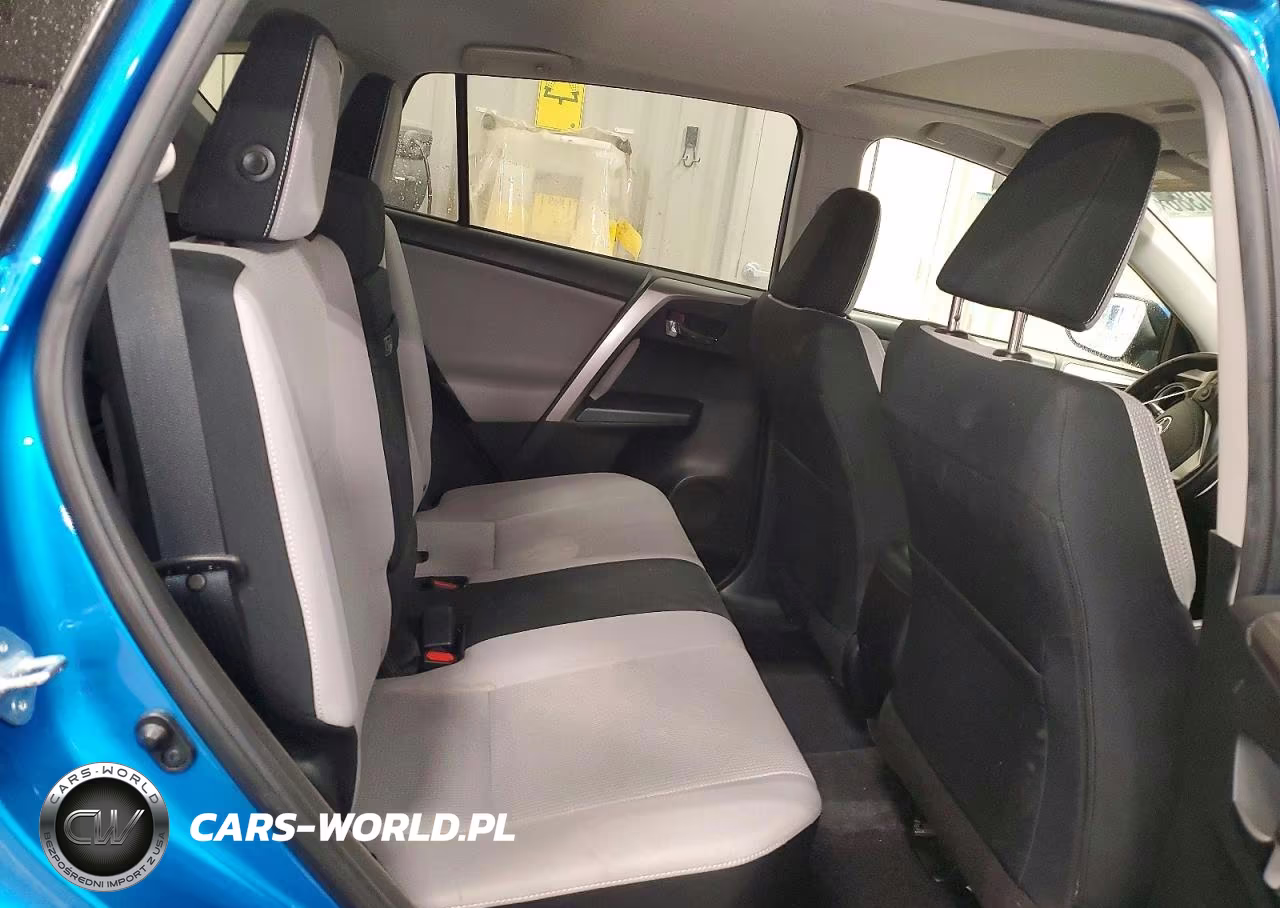2016 Toyota Rav4 Hv Xle VIN:JTMRJREV9GD023745 - 11