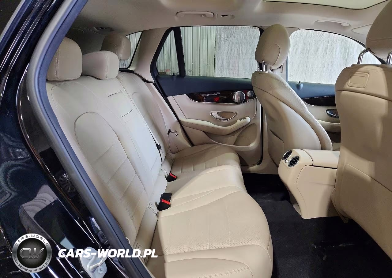 2018 Mercedes-Benz Glc 300 4Matic VIN:WDC0G4KB8JV028256 - 11