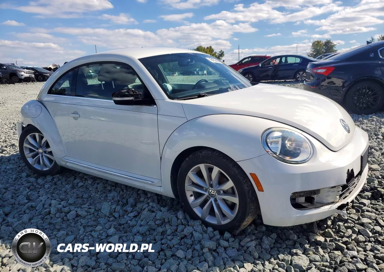 2013 Volkswagen Beetle VIN:3VWJL7AT1DM610521 - 4