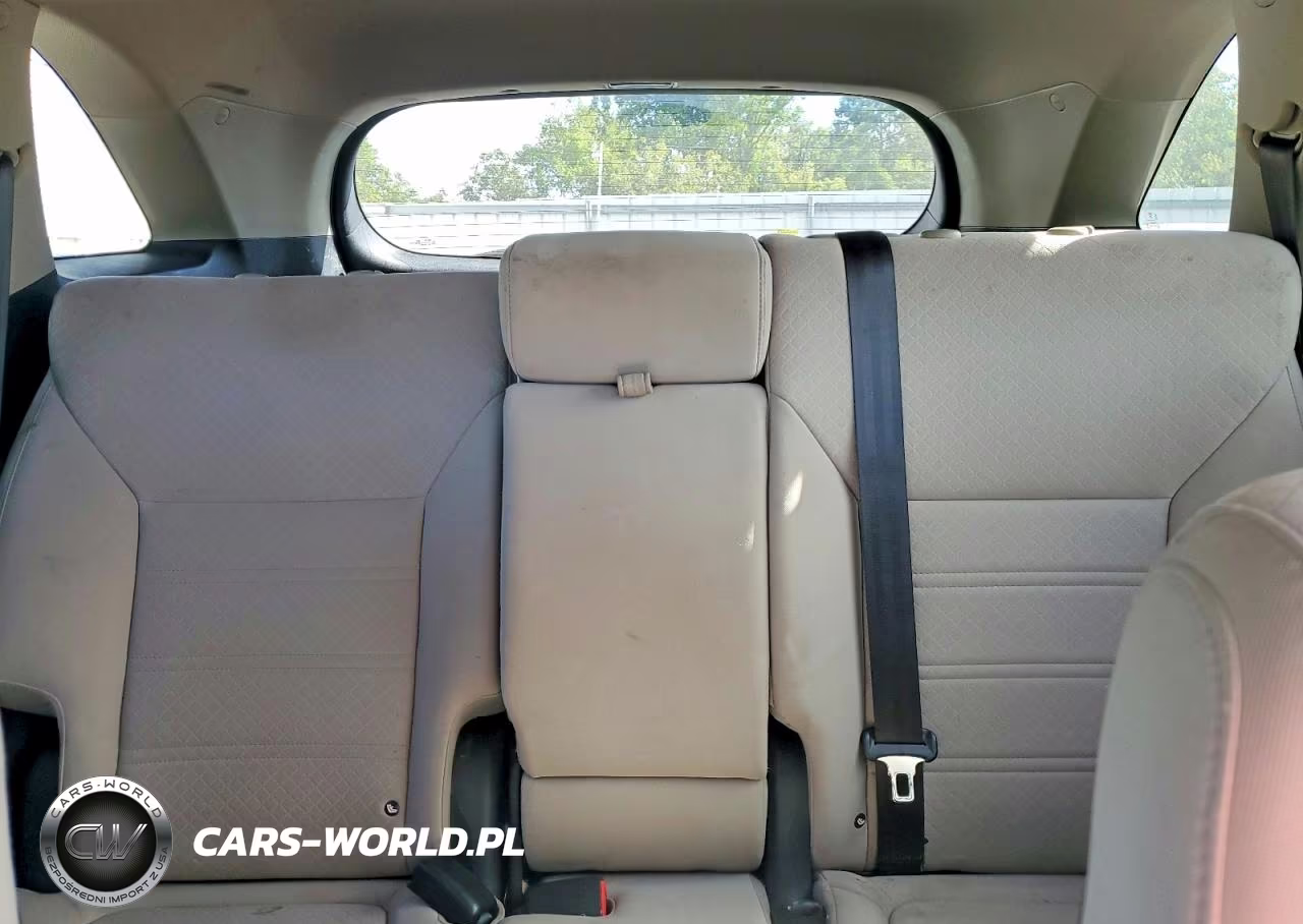 2018 Kia Sorento Lx VIN:5XYPG4A32JG397507 - 10