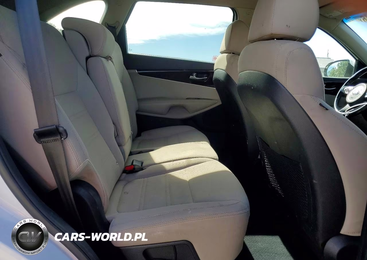 2018 Kia Sorento Lx VIN:5XYPG4A32JG397507 - 11