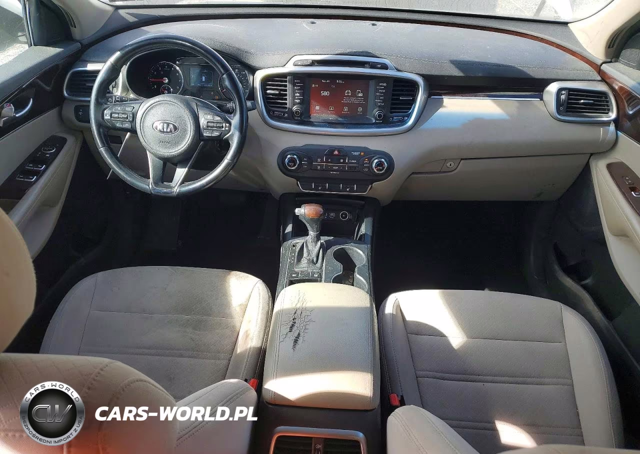 2018 Kia Sorento Lx VIN:5XYPG4A32JG397507 - 8
