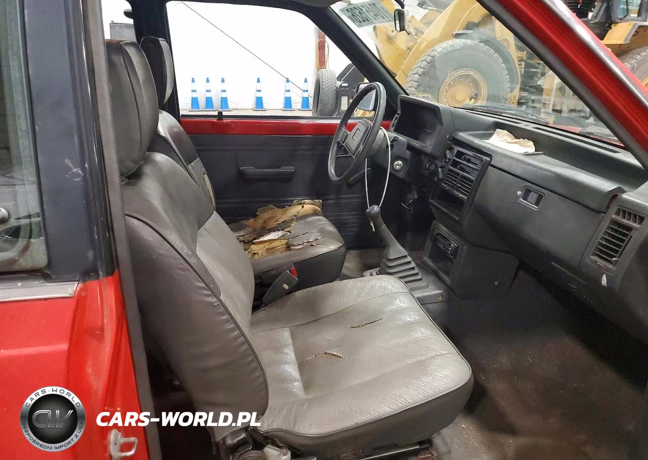 1990 Mazda B2200 Cab Plus VIN:JM2UF3231L0883499 - 10