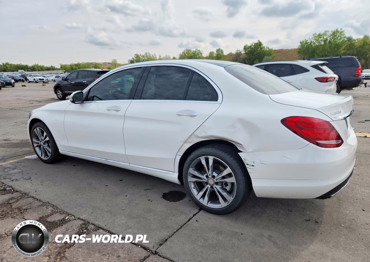 2016 Mercedes-Benz C 300 4Matic VIN:55SWF4KB3GU096974 - 2