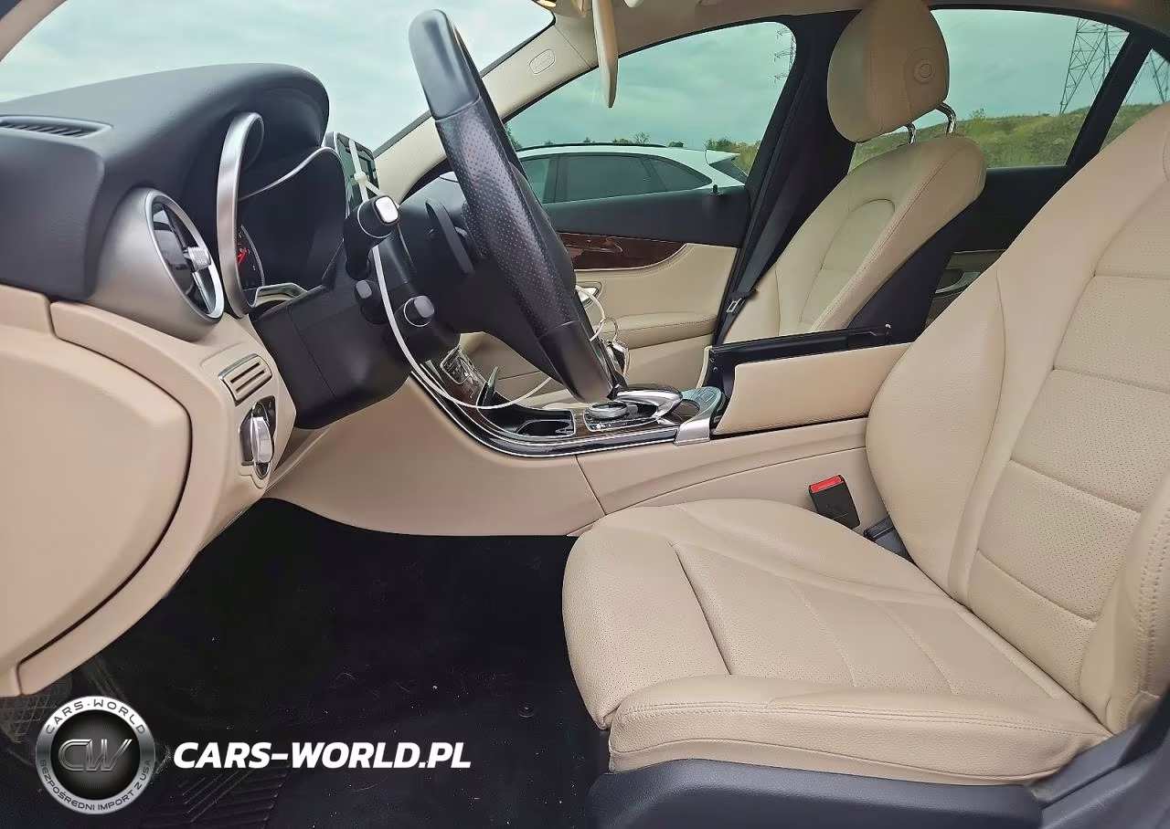 2016 Mercedes-Benz C 300 4Matic VIN:55SWF4KB3GU096974 - 7