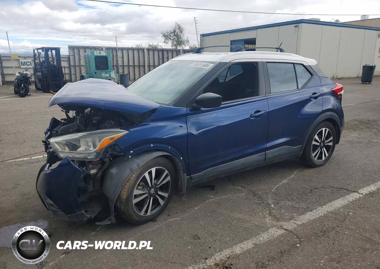 2019 Nissan Kicks Sv VIN:3N1CP5CUXKL470548 - 1