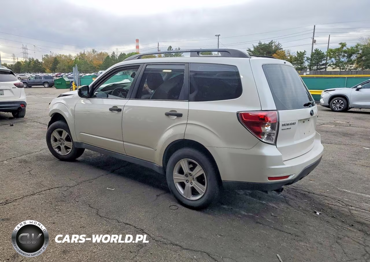 2011 Subaru Forester 2.5X VIN:JF2SHABC0BH758523 - 2