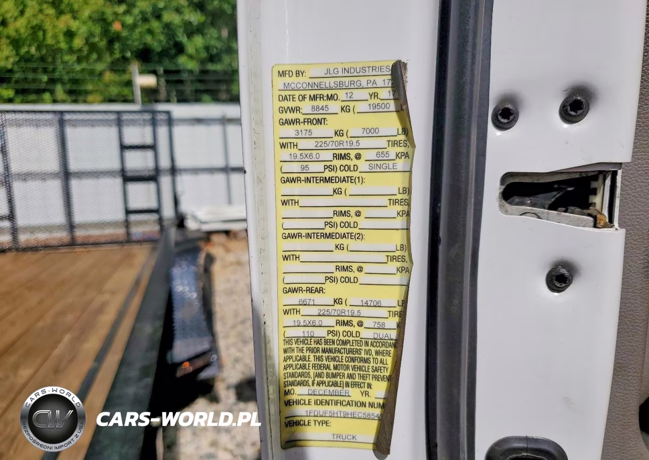 2017 Ford F550 Super Duty Rollback Truck VIN:1FDUF5HT9HEC58541 - 12