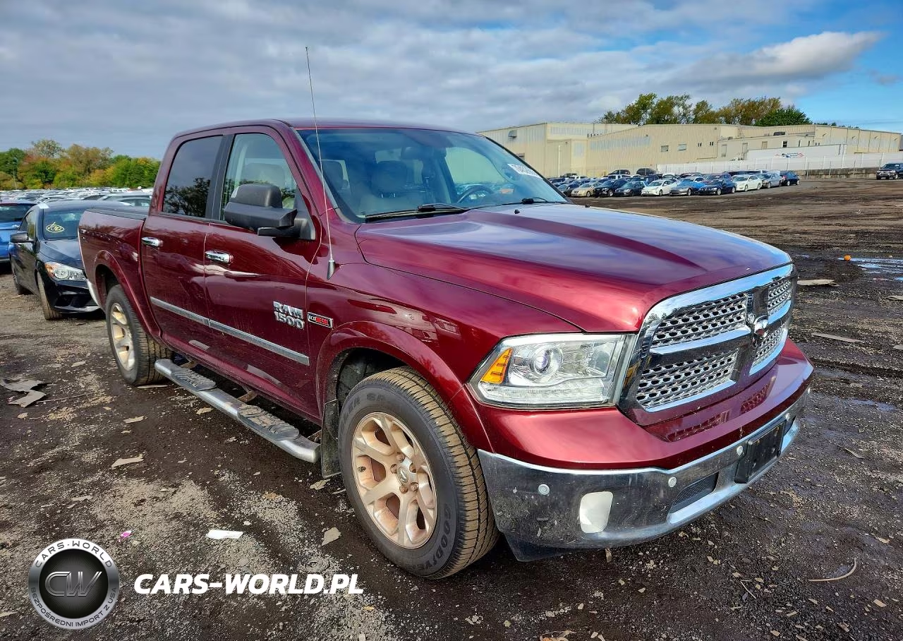 2017 Ram 1500 Laramie VIN:1C6RR7NM9HS568188 - 4
