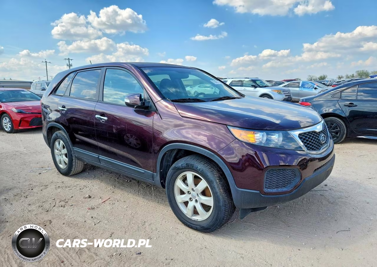 2012 Kia Sorento Lx VIN:5XYKT3A19CG289869 - 4