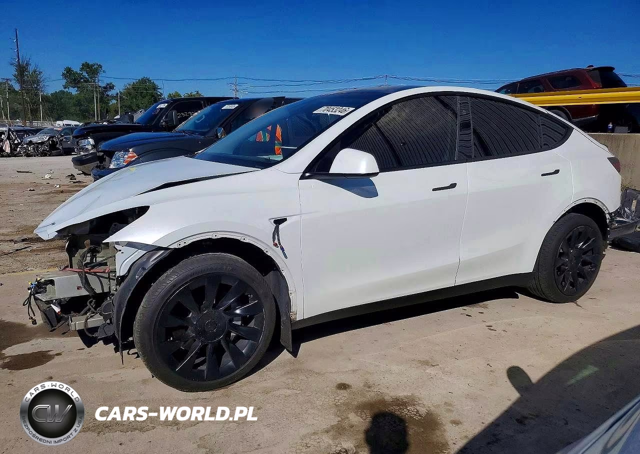 2023 Tesla Model Y – zdjęcie 1 z 13