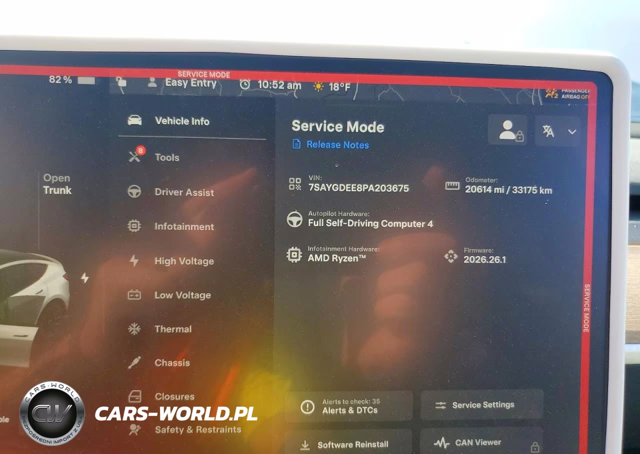 2023 Tesla Model Y VIN:7SAYGDEE8PA203675 - 9