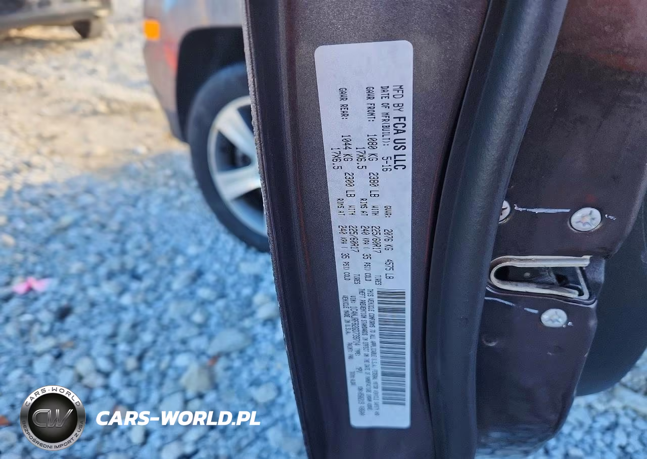 2016 Jeep Patriot Latitude VIN:1C4NJRFB2GD739714 - 13