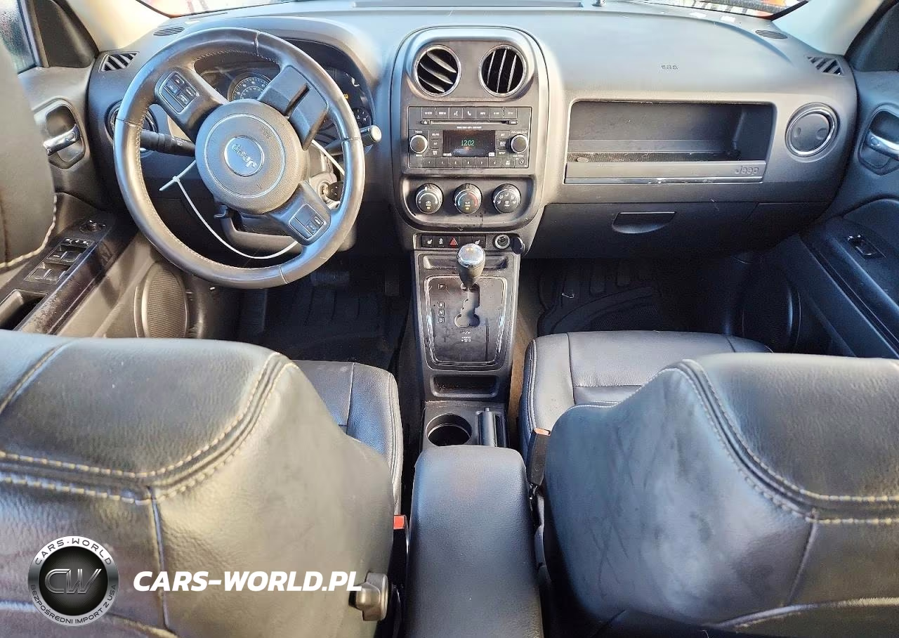 2016 Jeep Patriot Latitude VIN:1C4NJRFB2GD739714 - 8
