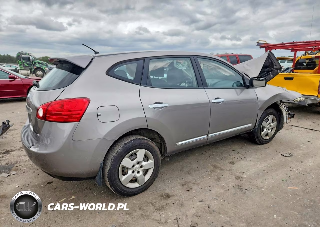 2013 Nissan Rogue S VIN:JN8AS5MVXDW125726 - 3