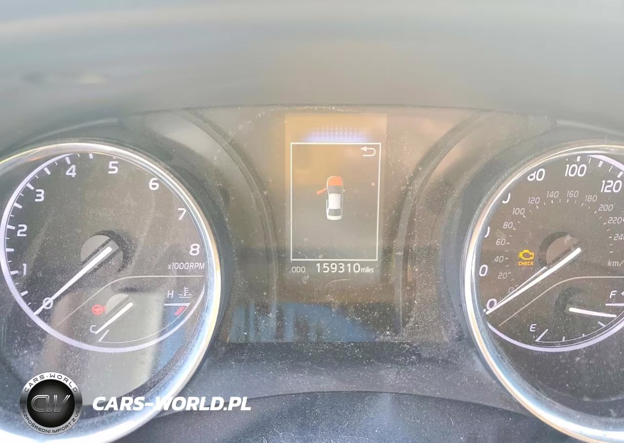 2018 Toyota Camry Le VIN:4T1B11HK8JU636883 - 9