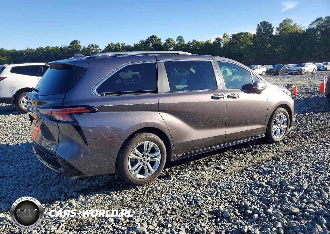 2023 Toyota Sienna Limited VIN:5TDESKFC7PS107292 - 3