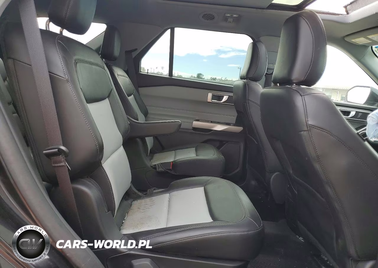 2023 Ford Explorer Xlt VIN:1FMSK8DH5PGA71810 - 11