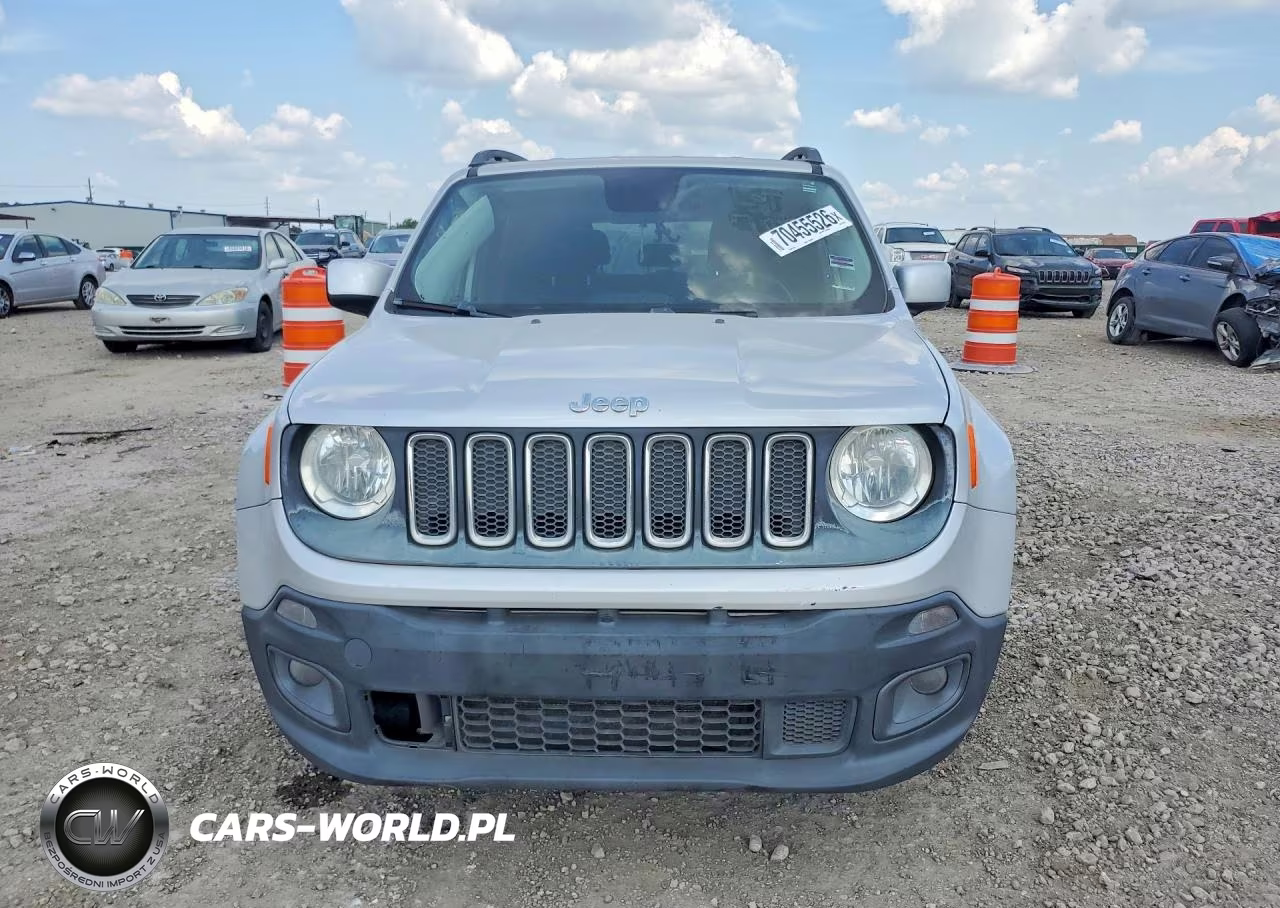 2017 Jeep Renegade Latitude VIN:ZACCJABB5HPF14429 - 5