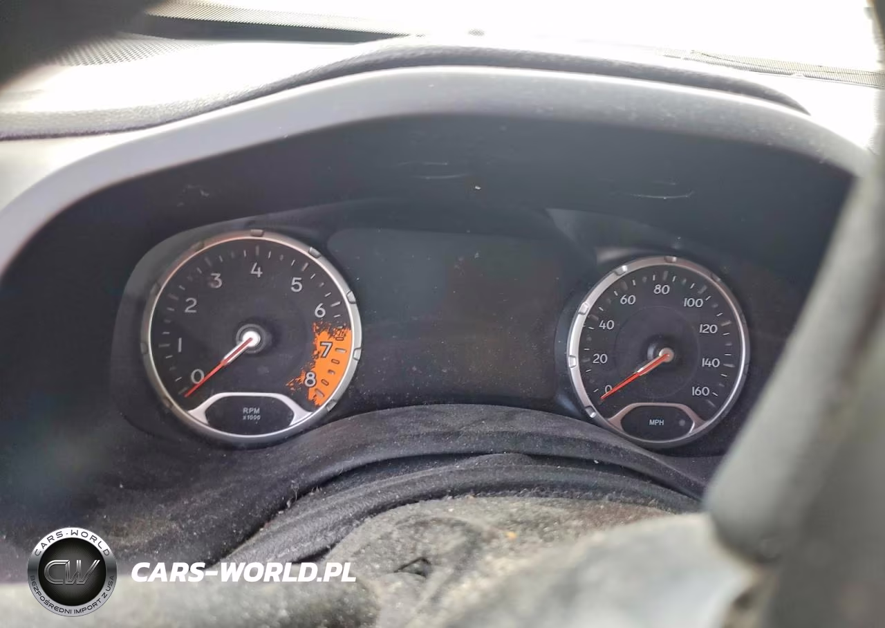 2017 Jeep Renegade Latitude VIN:ZACCJABB5HPF14429 - 9