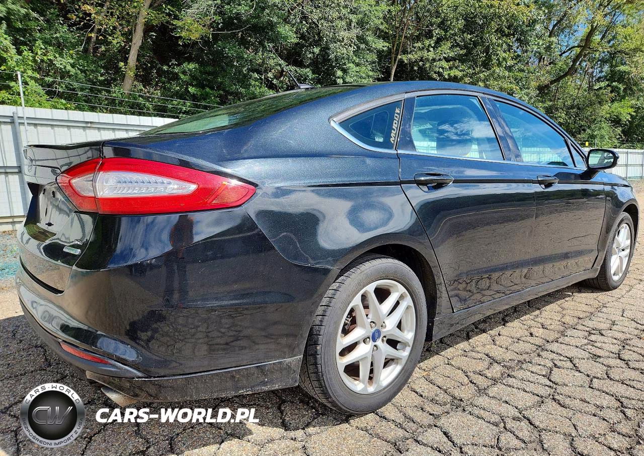 2013 Ford Fusion Se VIN:3FA6P0HR2DR387008 - 3